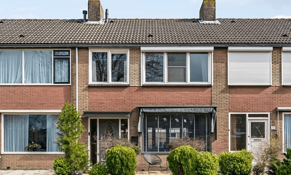 Huis | 104m² | Mercuriuslaan | €1800,-