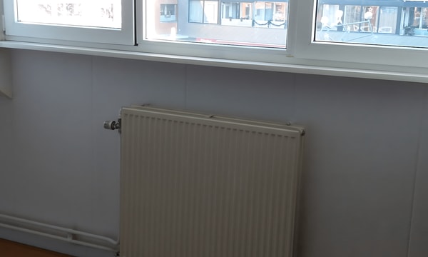 Kamer | 20m² | Ambyerstraat Noord | €550,-