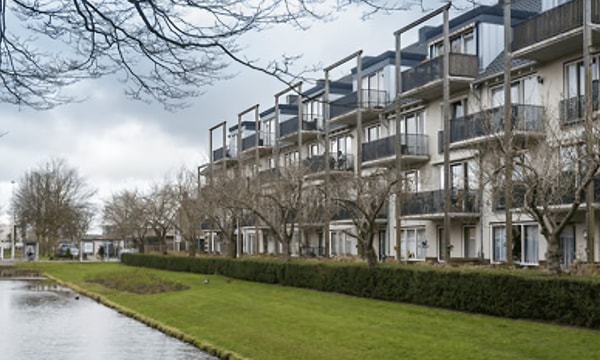 Huis | 84m² | €1274,-