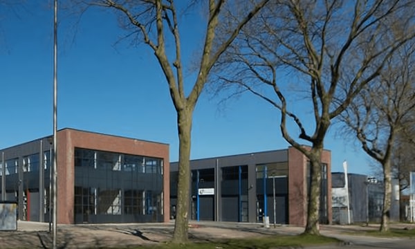 Bedrijfsruimte | 100m² | Heliumweg | €1275,-