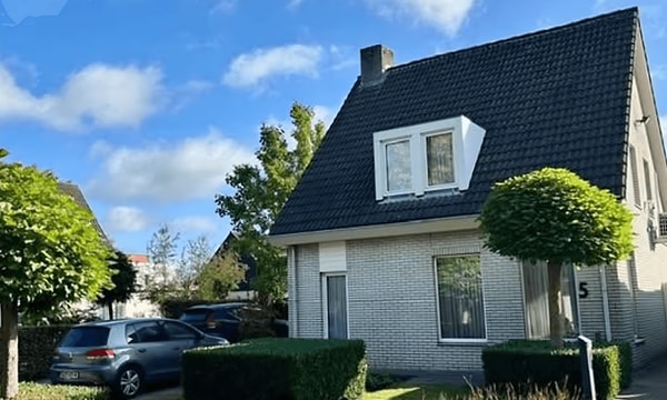 Huis | m² | €1500,-
