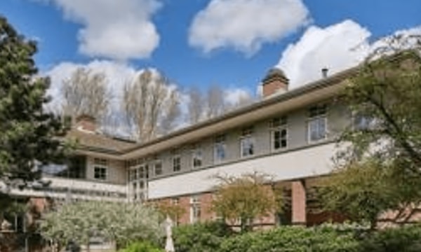 Huis | 382m² | Ringvaartweg | €8500,-