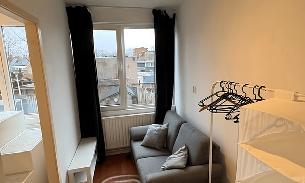 Huis | m² | €8888,-