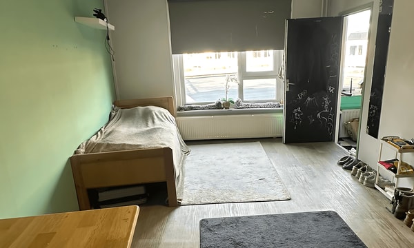 Kamer | 24m² | Herenstraat | €550,-