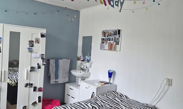 Kamer | 15m² | €385,-