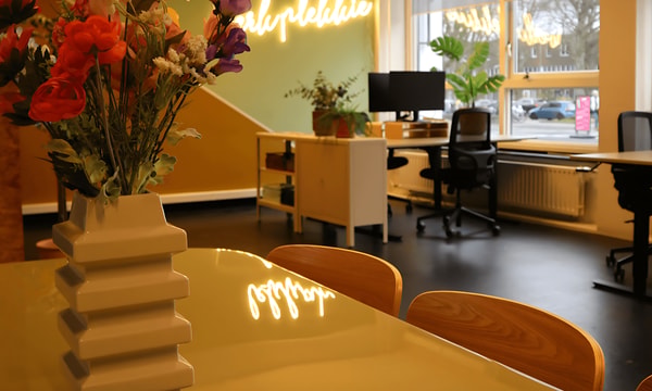 Kantoor | Zuidlarenstraat | €300,-