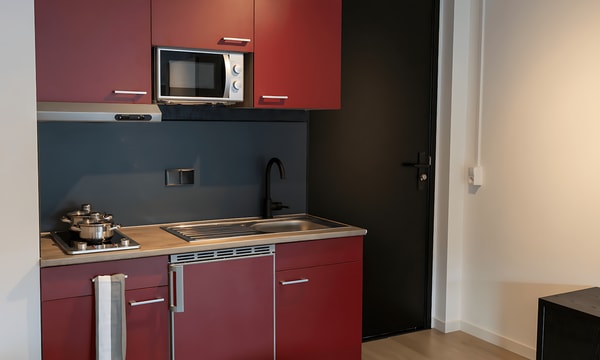 Studio | 24m² | €1050,-