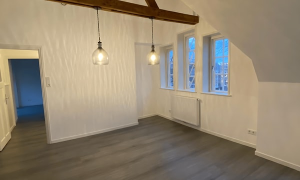 Huis | 80m² | Oranjesingel | €1800,-