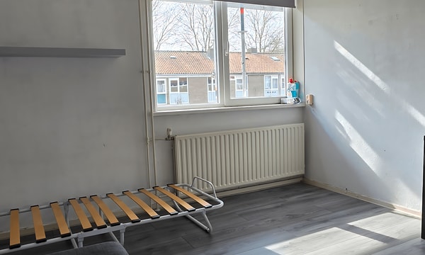 Kamer | 16m² | €600,-
