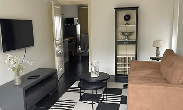 Huis | 40m² | €1000,-