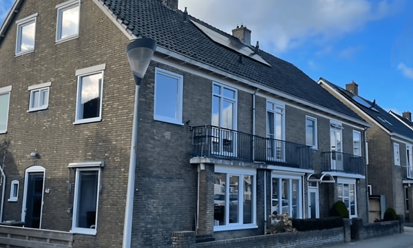 Kamer | 20m² | Heliconweg | €450,-