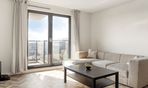 Huis | 63m² | Teakhout | €1750,-