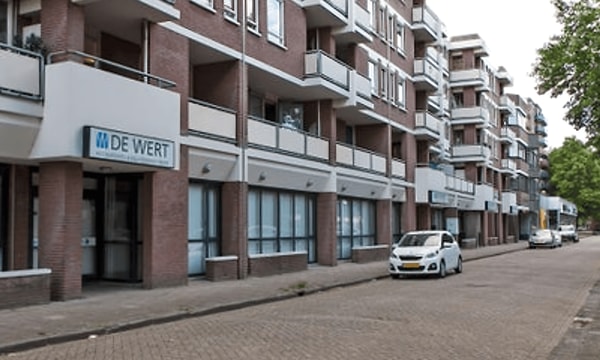 Studio | 71m² | Europalaan | €1387,-