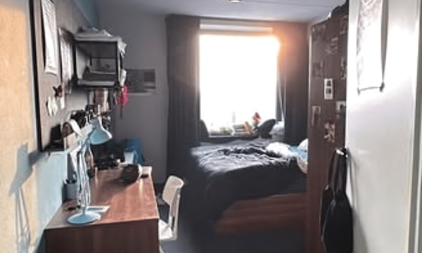 Kamer | m² | €1300,-