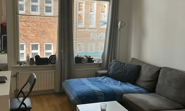 Studio | m² | €692,-