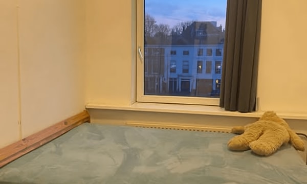Kamer | m² | €610,-
