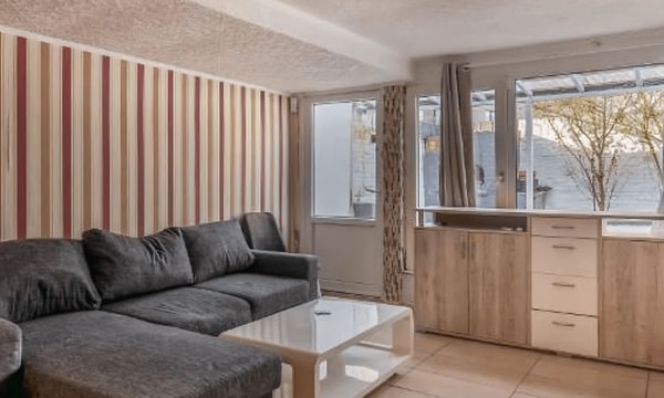 Huis | 175m² | Sloterbeekstraat | €650,-
