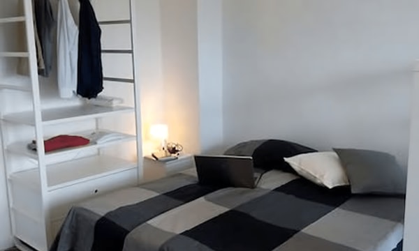 Kamer | m² | €650,-