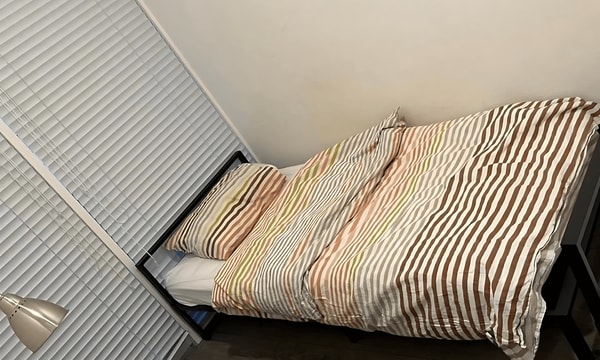 Kamer | 12m² | Van der Hoevenplein | €990,-