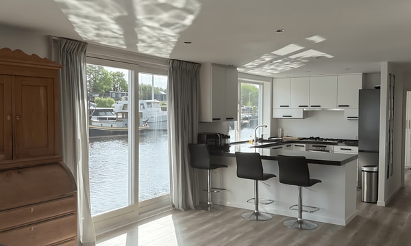 Huis | 90m² | €2750,-