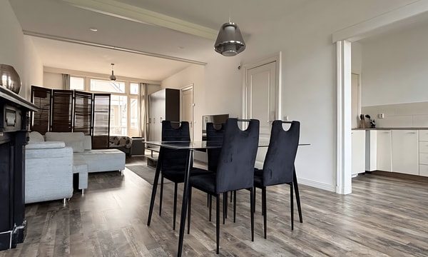 Studio | 62m² | Provenierssingel | €1400,-