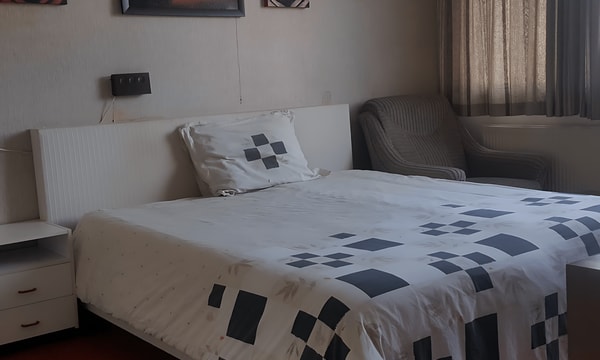 Kamer | 20m² | Meeuwenlaan | €975,-