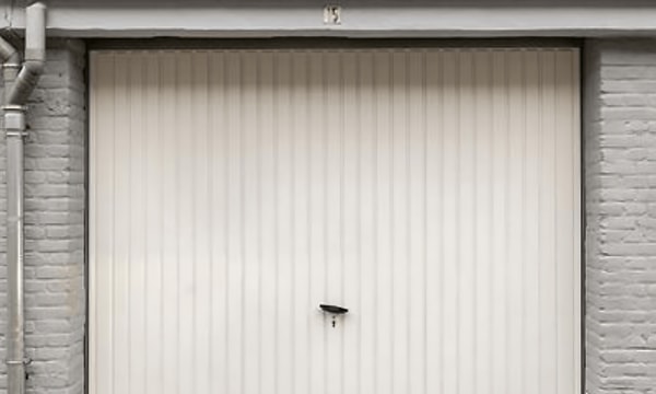Huis | 123m² | Van Akenstraat | €210,-