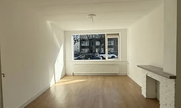 Huis | m² | €884,-