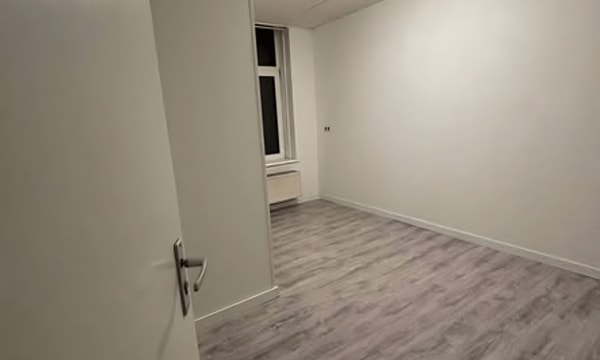 Studio | m² | €1350,-