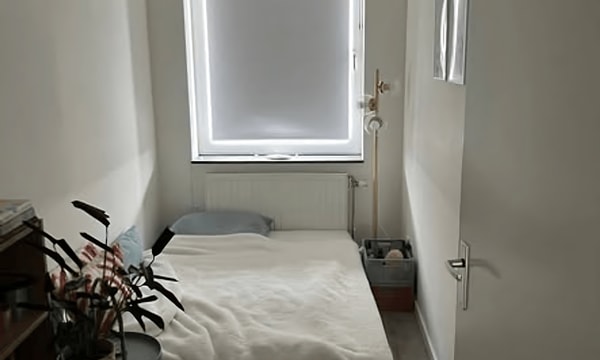 Studio | m² | €1000,-