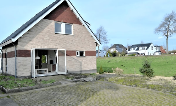Huis | 100m² | Raasdorperweg | €1950,-