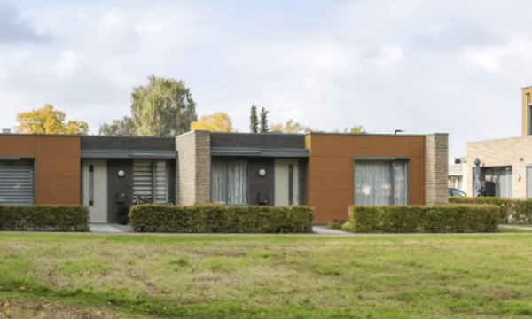 Huis | m² | €860,-