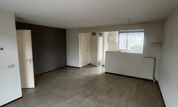 Huis | m² | €8888,-