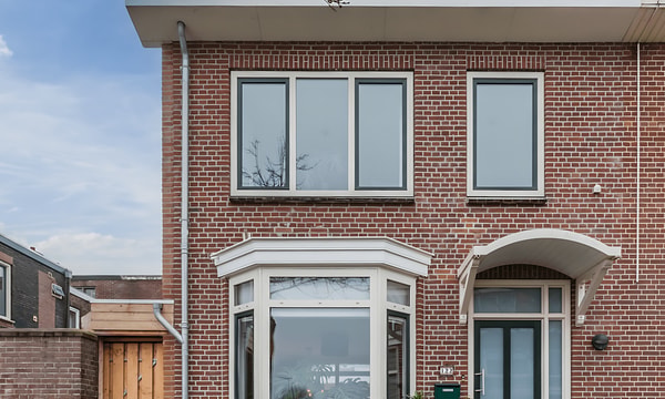 Huis | 114m² | Floresstraat | €2950,-