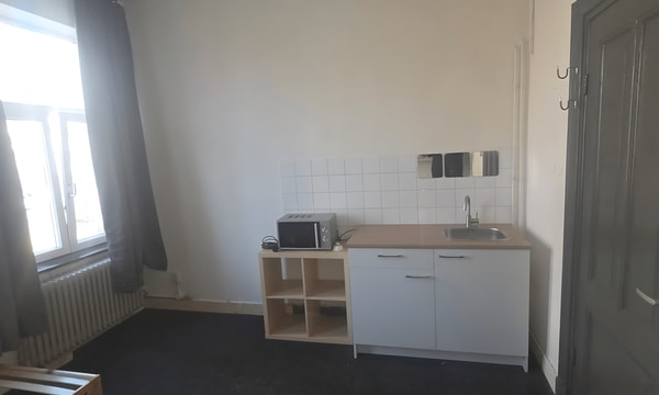 Kamer | 18m² | Laanderstraat | €550,-