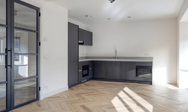 Huis | m² | €2700,-