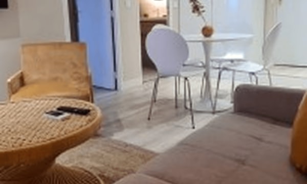 Kamer | 32m² | Mijnsherenlaan | €695,-