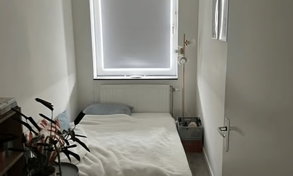 Studio | m² | €1000,-