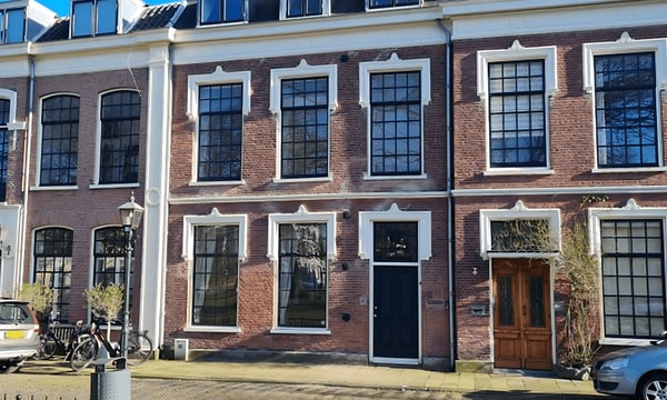 Huis | m² | €4250,-