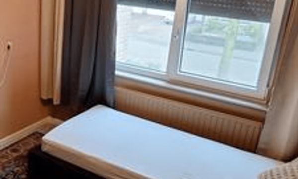 Kamer | 9m² | Schoolstraat | €500,-
