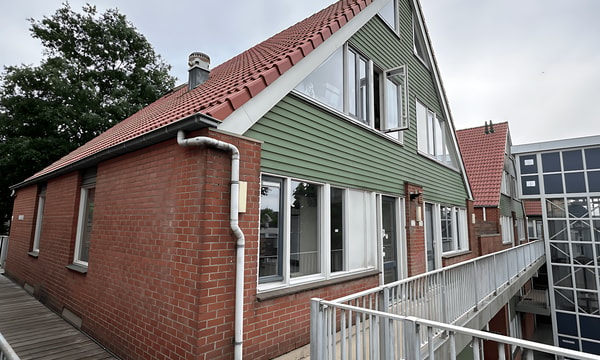 Kamer | 16m² | Hondsrug | €725,-