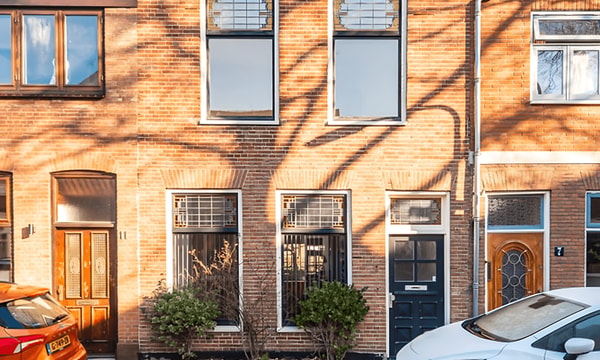 Kamer | 100m² | Leidsestraat | €2750,-