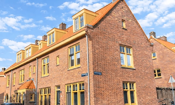 Huis | 94m² | €3450,-