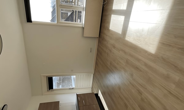 Kamer | 25m² | Herenstraat | €1300,-