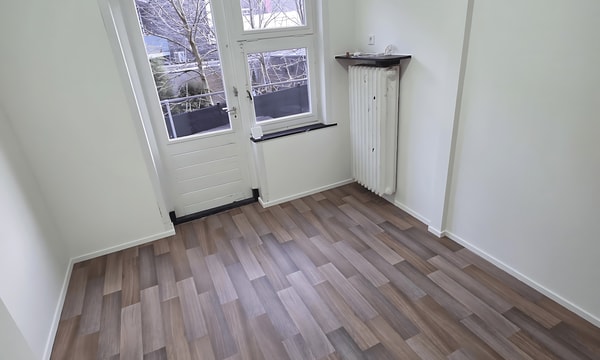 Kamer | 15m² | €664,-