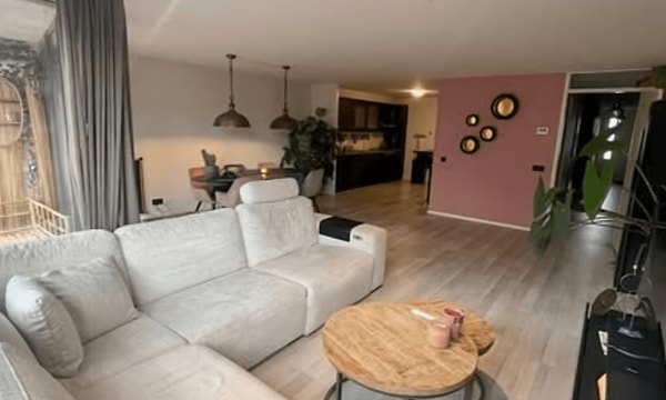 Huis | 93m² | €2026,-