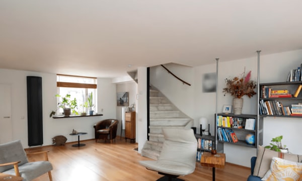 Huis | 106m² | €2050,-