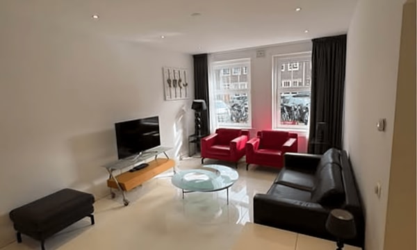 Kamer | m² | €2960,-