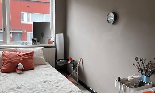 Huis | m² | €670,-