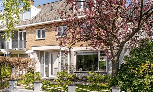 Huis | 176m² | Anemonenweg | €4300,-
